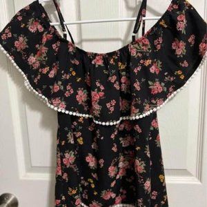 Floral Off The Shoulder No Boundaries Size M (7-9) NWOT